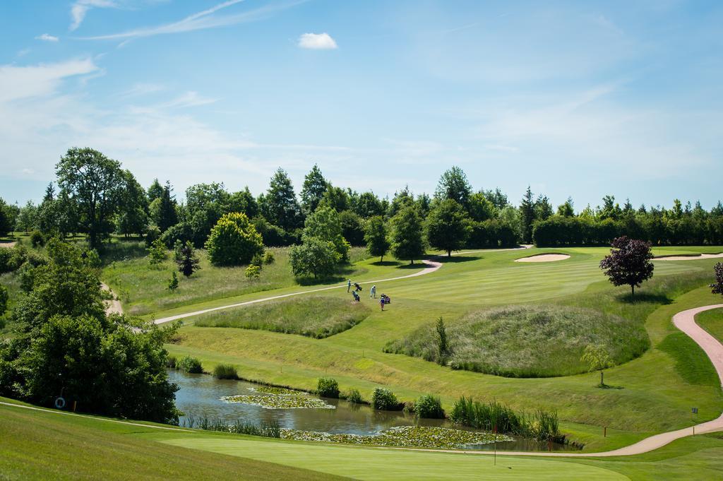 Greetham Valley Экстерьер фото