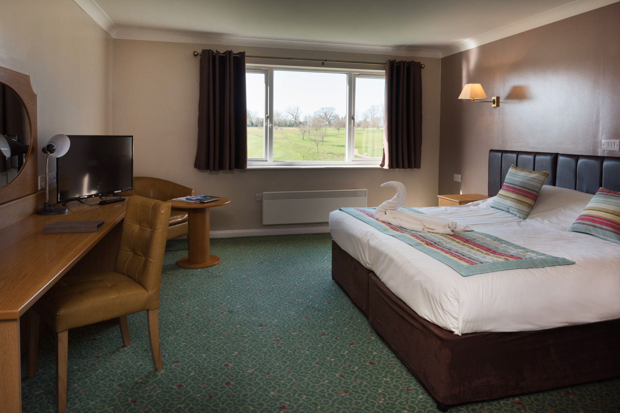 Greetham Valley Экстерьер фото